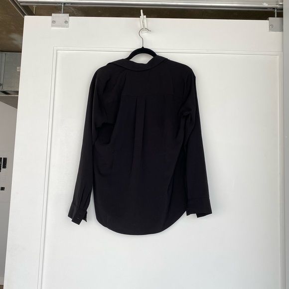 H&M black button down size 6 - Picture 2 of 3